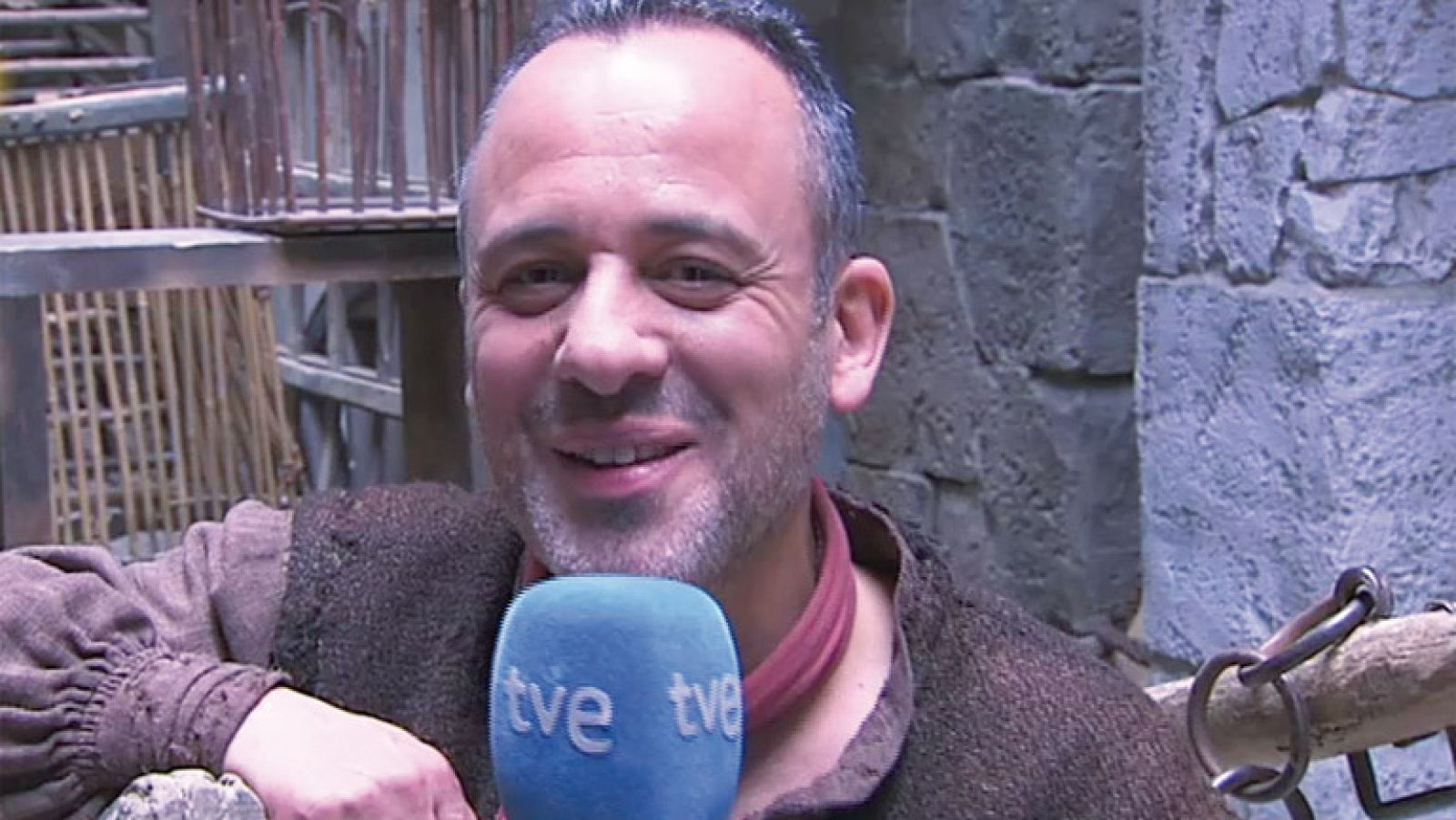 Águila Roja - Sátur en la 5ª Temporada | Ver