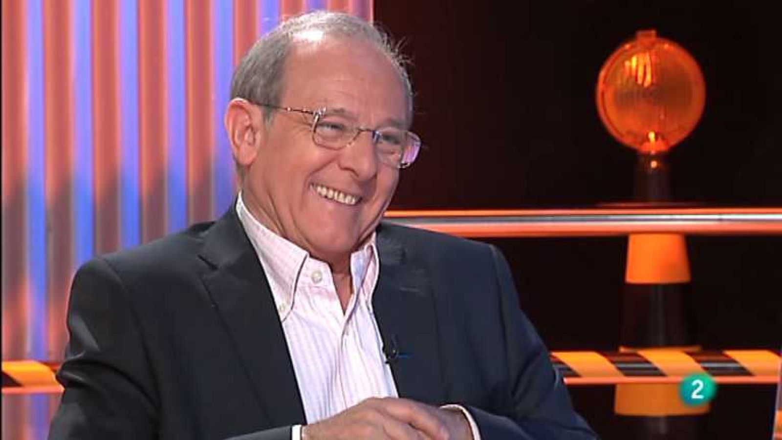 Atención obras - Emilio Gutiérrez Caba y Eduard Farelo 'Poder absoluto' y más - ver ahora