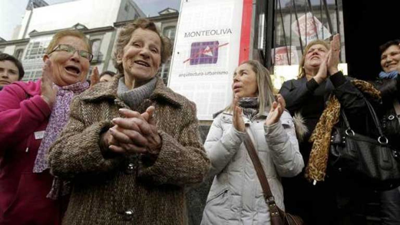 La anciana de A Coruña ya vive en su nueva casa de protección oficial | Ver