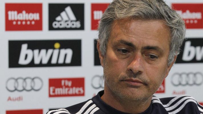 Informativo de Madrid - Mourinho: ""Me gusta más como portero Diego López que Casillas"