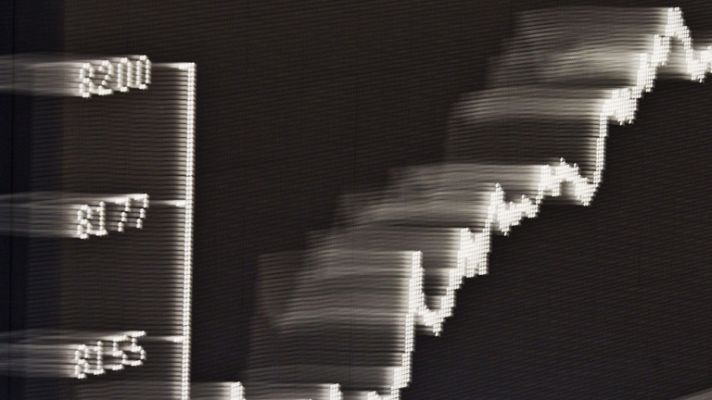 La tarde en 24h - La Bolsa de Fráncfort cierra en su máximo histórico con todas las Bolsas europeas en verde