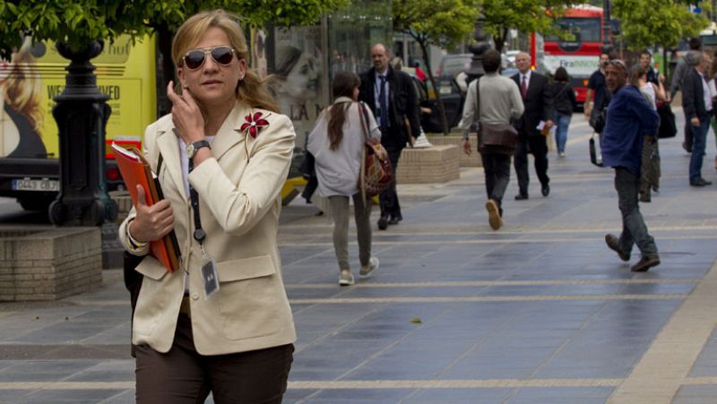 La Audiencia de Palma suspende la imputación de la infanta Cristina en Nóos | Ver