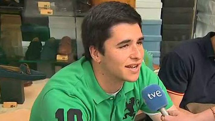 Telediario 1 - Los aficionados del Real Madrid opinan sobre Mourinho