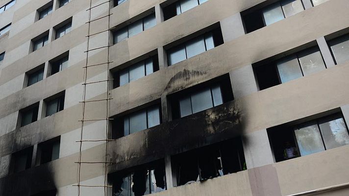 Telediario 1 - Ocho muertos en Bangladesh