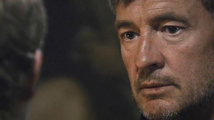 Águila Roja - Tendría alguien a quien llamar padr