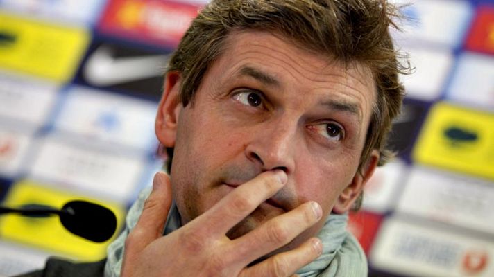 Telediario 1 - Vilanova convoca a toda la  plantilla para viajar a Madrid