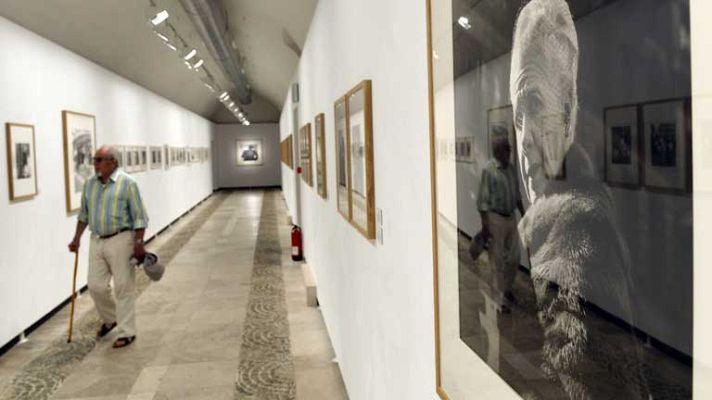 Telediario 1 - La niñera fotógrafa