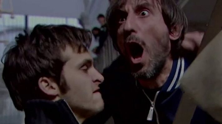 Cuéntame cómo pasó - La reacción de Carlos