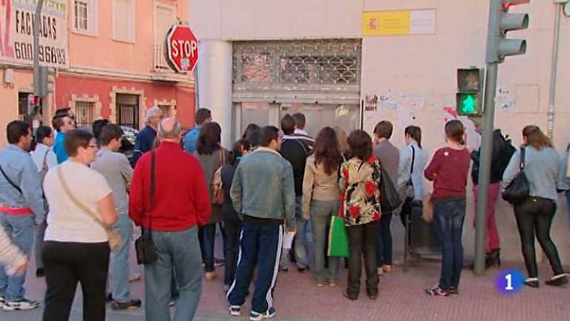 L'Informatiu - Comunitat Valenciana 2 - 15/05/13 - Ver ahora