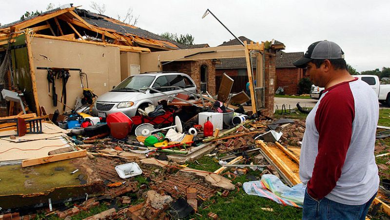 Al menos 18 los muertos por el ciclón Mahasen