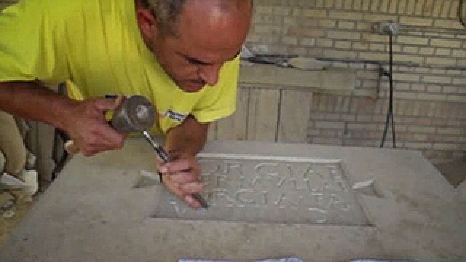 Proceso de una inscripción latina.