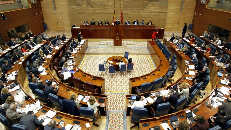 Expulsan a cinco diputados del PSM por llamar "corrupto" a Ignacio González | Ver