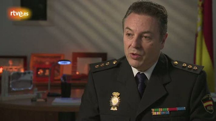 Crónicas - Comisario Jefe de la Brigada de Investigación Tecnológica de la Policia