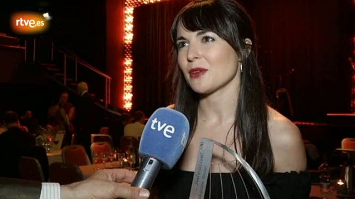 En portada - Felices tras triunfar en Hamburgo