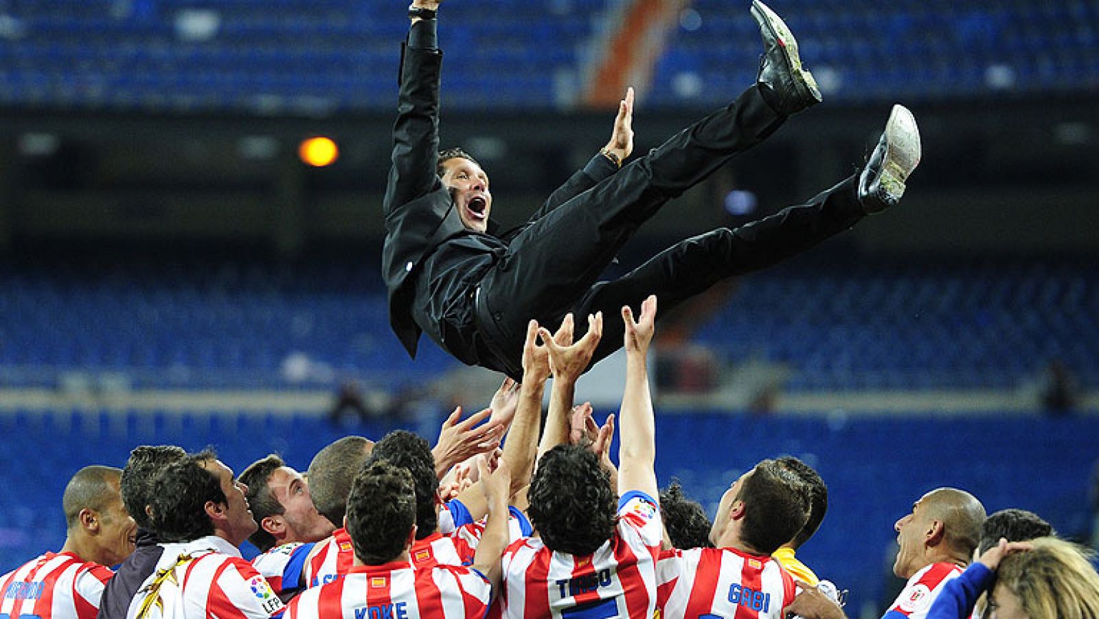 Telediario 1 fin de semana en 4'- 18/05/13