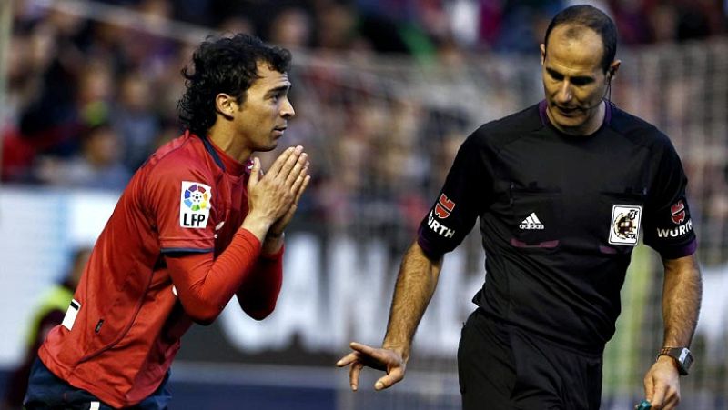 Quedan dos jornadas para la finalización de la Liga y hay seis equipos implicados en evitar el descenso. El que mejor lo tiene es el Granada con 39 puntos. Una victoria les salva matemáticamente, aunque le vale hacer lo mismo que el Zaragoza la próxi