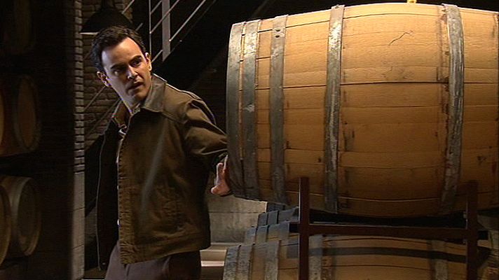 Gran Reserva. El origen - Rafael descubre a Elena con Luis