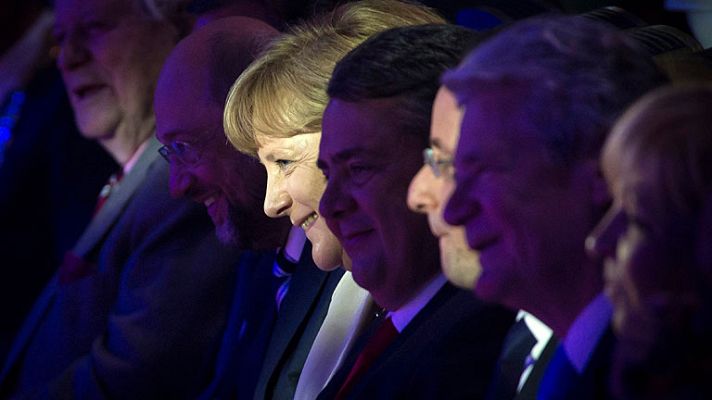 Telediario 1 - Rubalcaba en Alemania