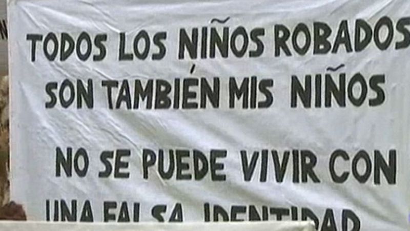 Exhumación de bebé robado