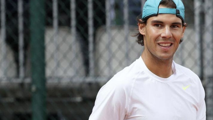 Telediario 1 - Nadal no quiere ir de farol en Roland Garros
