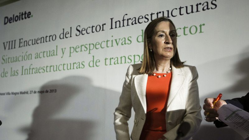 Fomento anuncia próximos contratos en carreteras por unos 1.300 millones | Ver