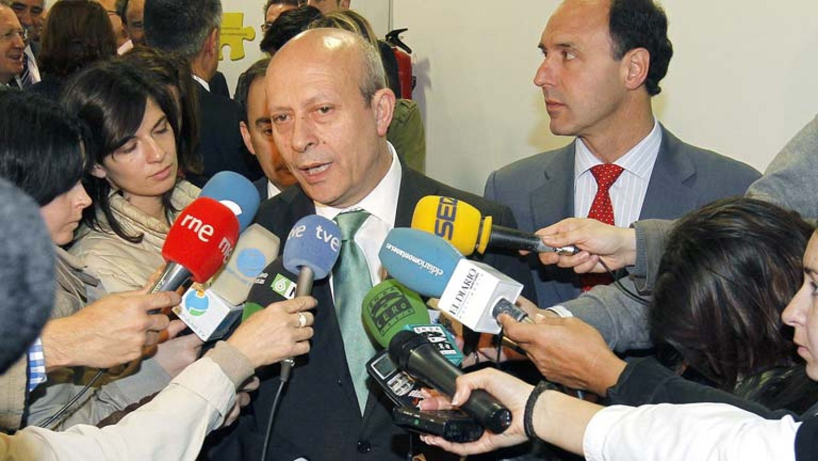 Wert dice que la propuesta para la reforma educativa no respeta competencias del Estado