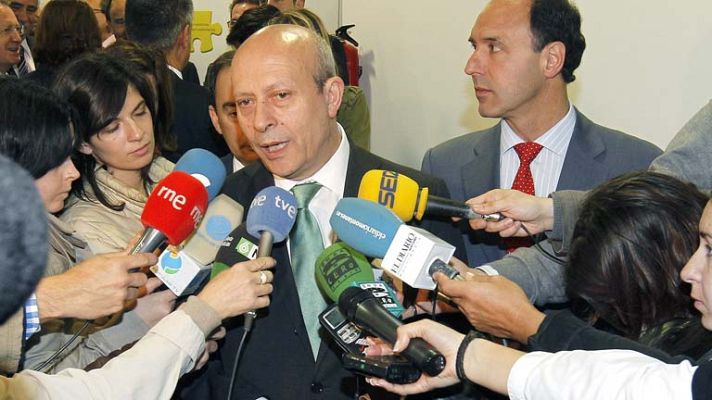 Telediario 1 - Wert y la reforma educativa