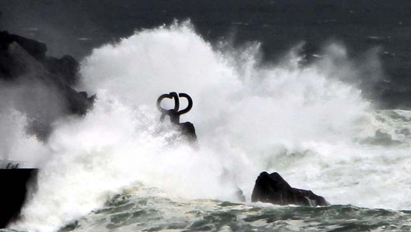 Vientos fuertes y precipitaciones en el Cantábrico y Pirineo