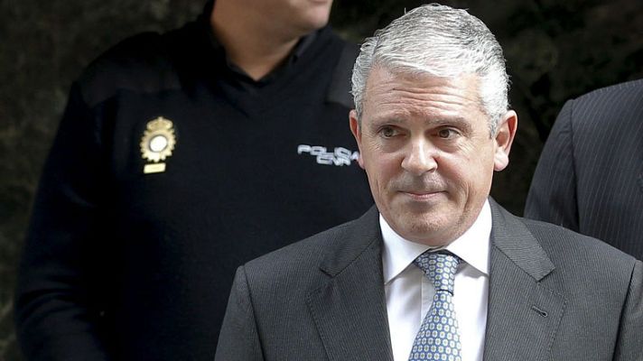 Telediario 1 - Crespo reconoce un pago al PP