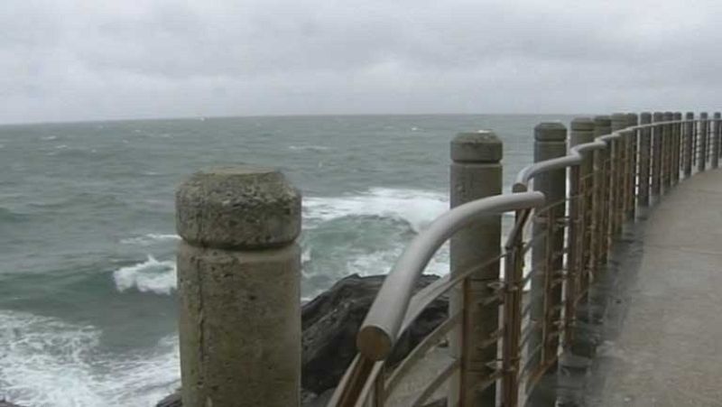 Viento fuerte en el noreste, nieve en extremo norte y ascenso térmico