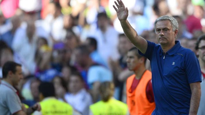 Telediario 1 - El Madrid dice adiós a Mourinho y la Premier ya le saluda