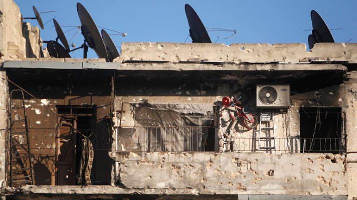 Informativo 24h - Al menos 30 muertos por el impacto de un misil al norte de Siria, según los rebeldes