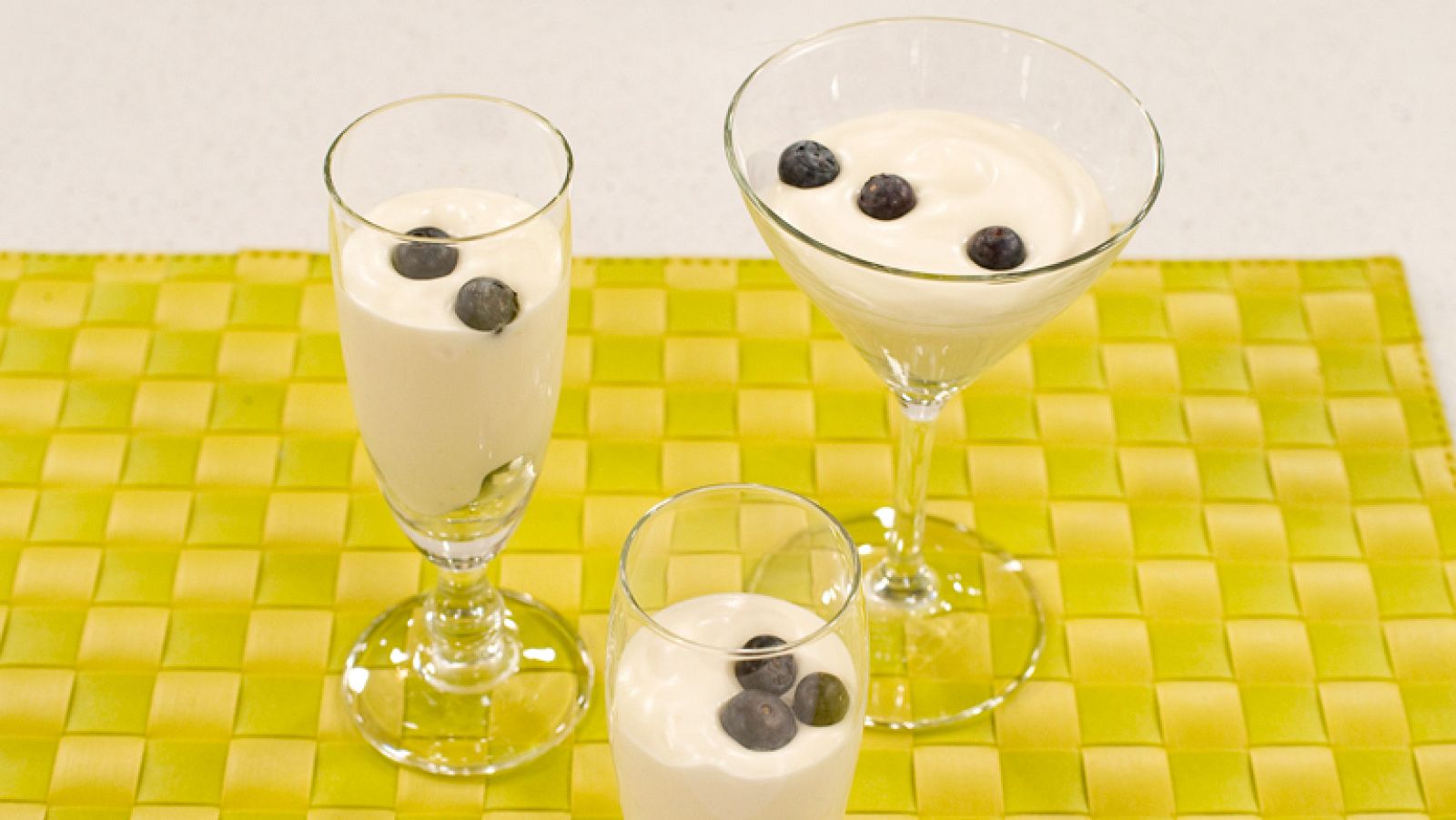 Saber Cocinar - Postres - Espuma de queso fresco