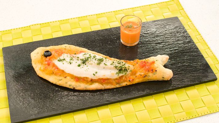 RTVE Cocina - Filetes de gallo en pan y gazpacho