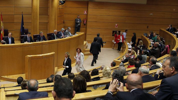 La mañana - El paro bajó en mayo en 98.000 pers