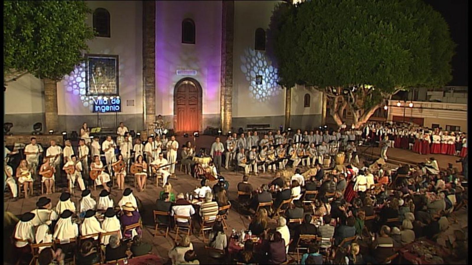 Tenderete - 01/06/2013  con A.F. Amazig y el grupo Abruncos - Tenderete | Ver