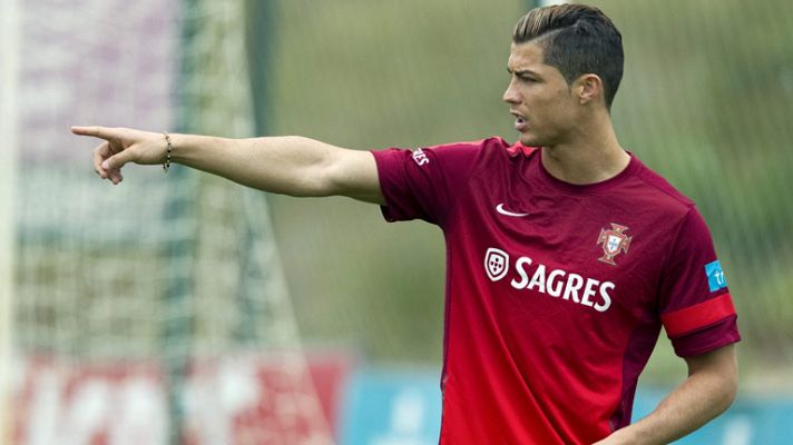 Telediario 1 - Cristiano y Bale, las prioridades del Real Madrid