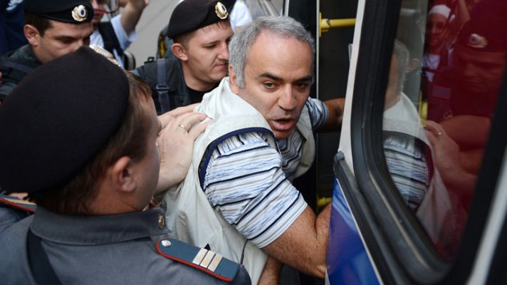 La tarde en 24h - El excampeón de ajedrez Kasparov no volverá a Rusia