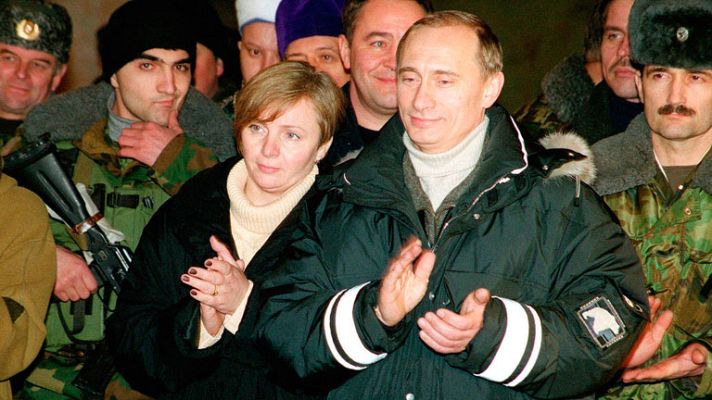 Telediario 1 - Putin anuncia su divorcio con su esposa Ludmila