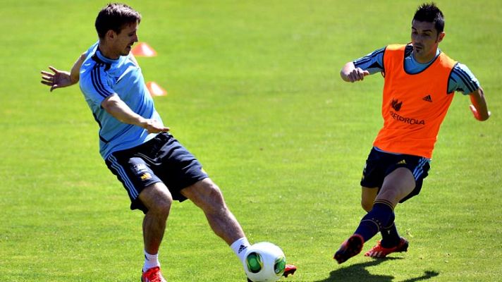 Telediario 1 - La Roja reparte los números para la Copa Confederaciones