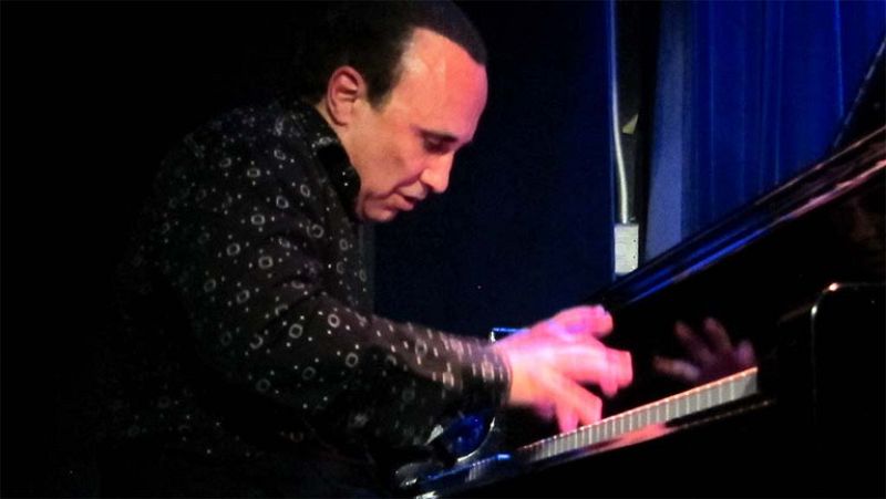 Michel Camilo interpreta "Take Five"