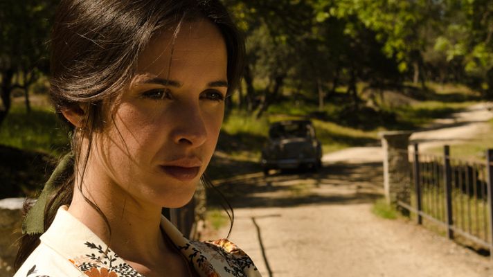 Gran Reserva. El origen - Carolina se quiere ir a Madrid