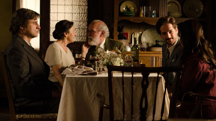 Gran Reserva. El origen - Sofía pilla a Adolfo en su mentira