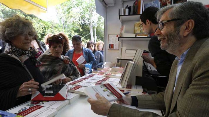 Telediario 1 - Muñoz Molina en la Feria del Libro