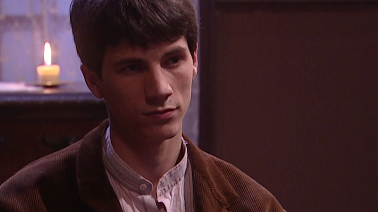 Amar en tiempos revueltos - T3 - Episodio 213 - Ver ahora