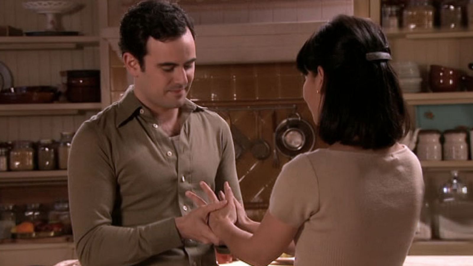 Gran Reserva. El origen -  "Estoy enamorado de ti" (Capítulo 22)