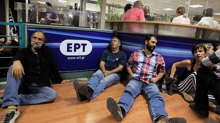Telediario 1 - El gobierno griego cierra la ERT