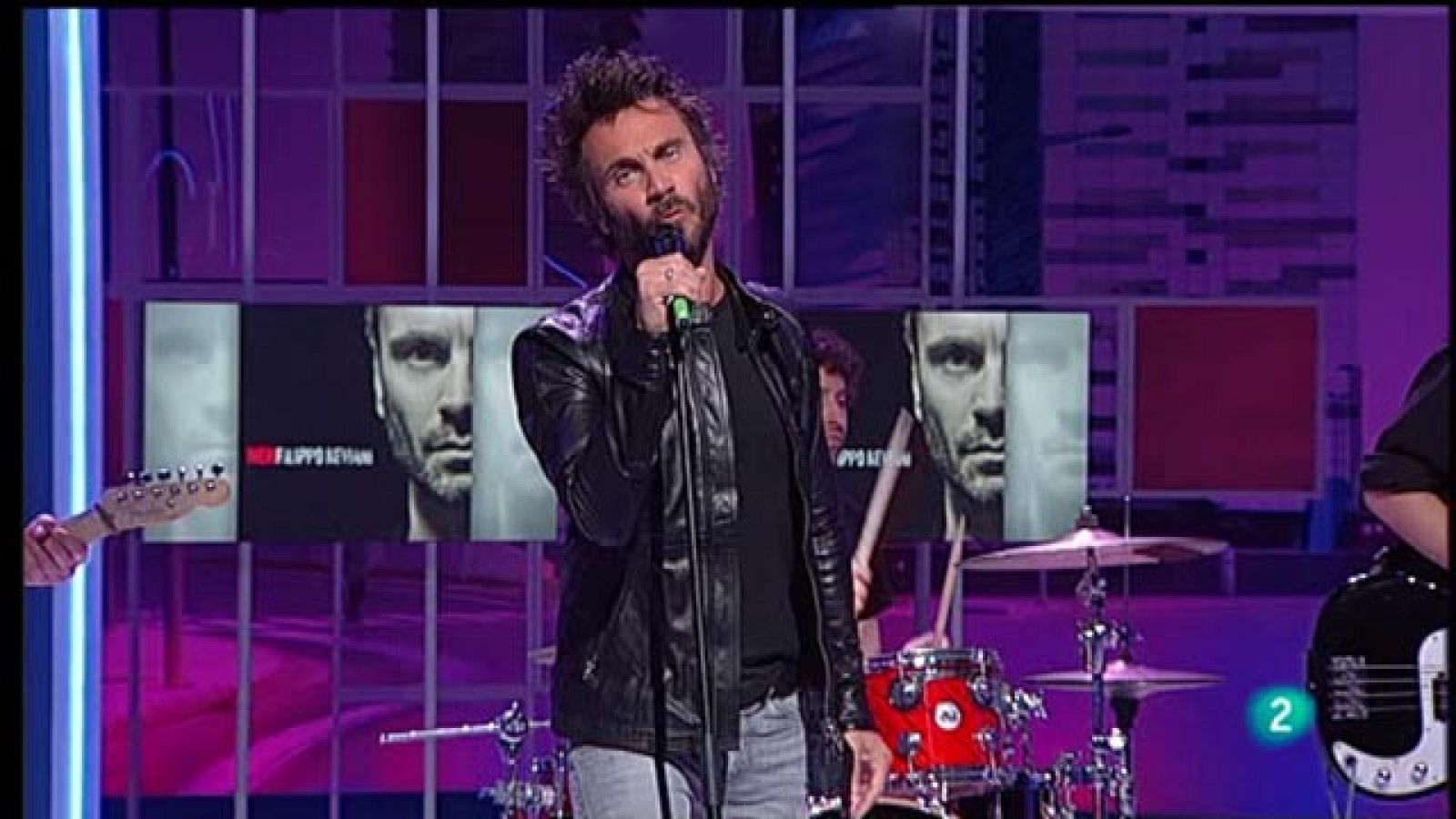 Para Todos La 2 - Actuación:  Nek, "La mitad de nada"