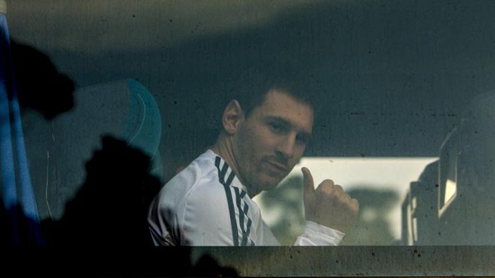Telediario 1 - ¿Qué es de lo que se acusa a Messi?