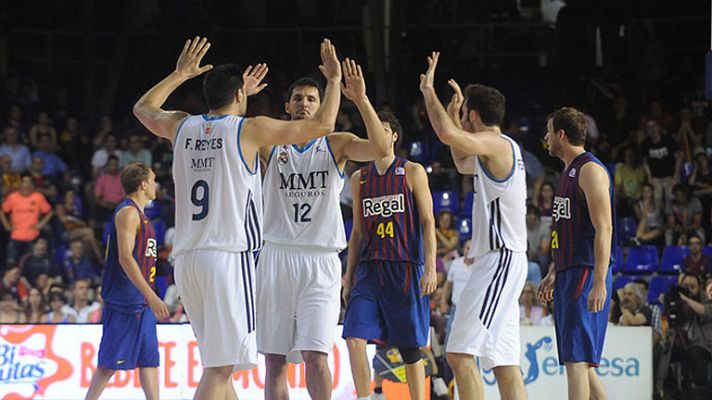 Informativo 24h - El Madrid vence al Barça el tercer partido de la final en el Palau